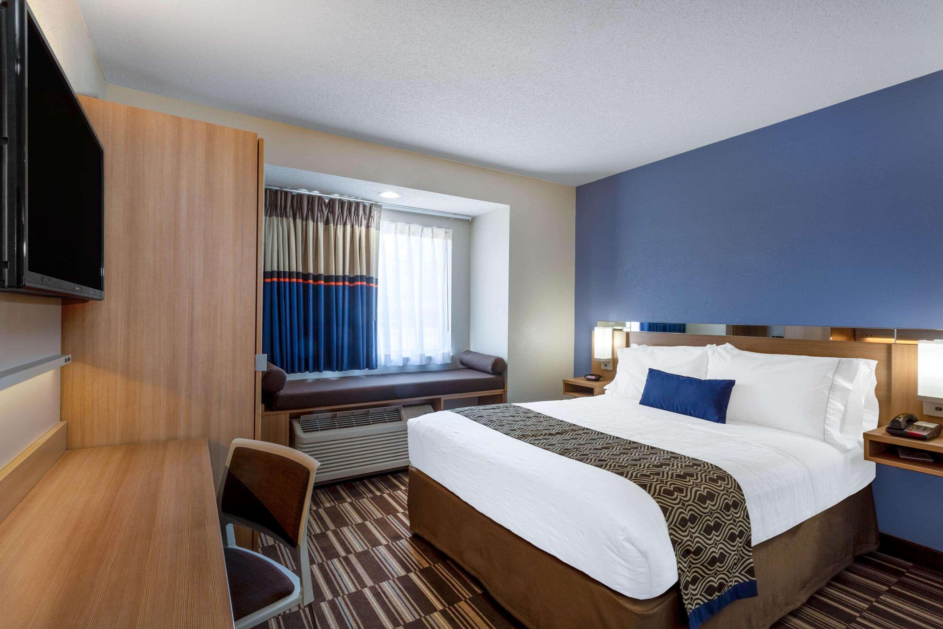 Microtel & By Wyndham Hotel